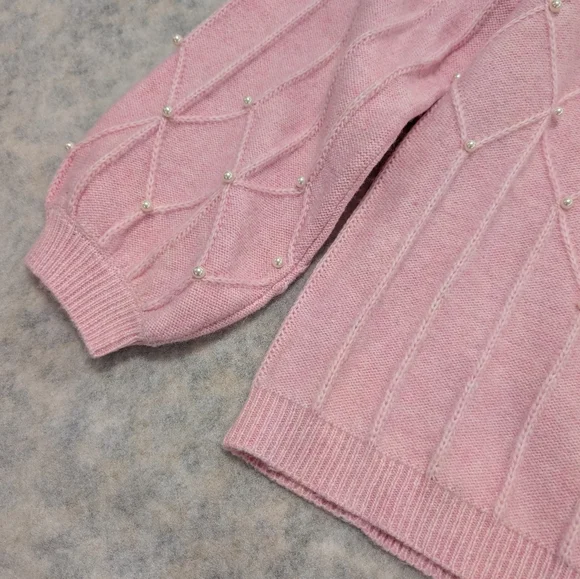 Cozy Pink Pearl Puff Sleeve Sweater | Winter Outfit Holiday Party Chic – Size M - Picture 3 of 16